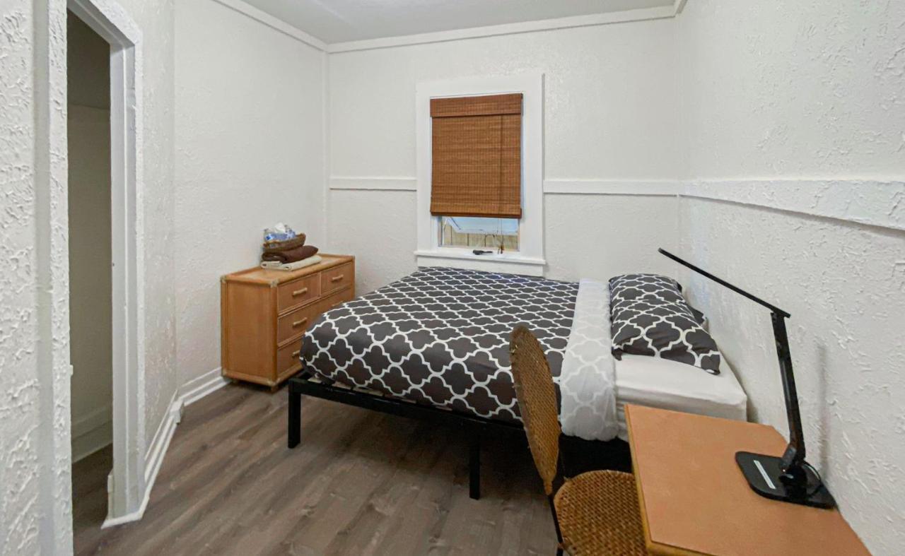 Howzit Hostels Wailuku Buitenkant foto