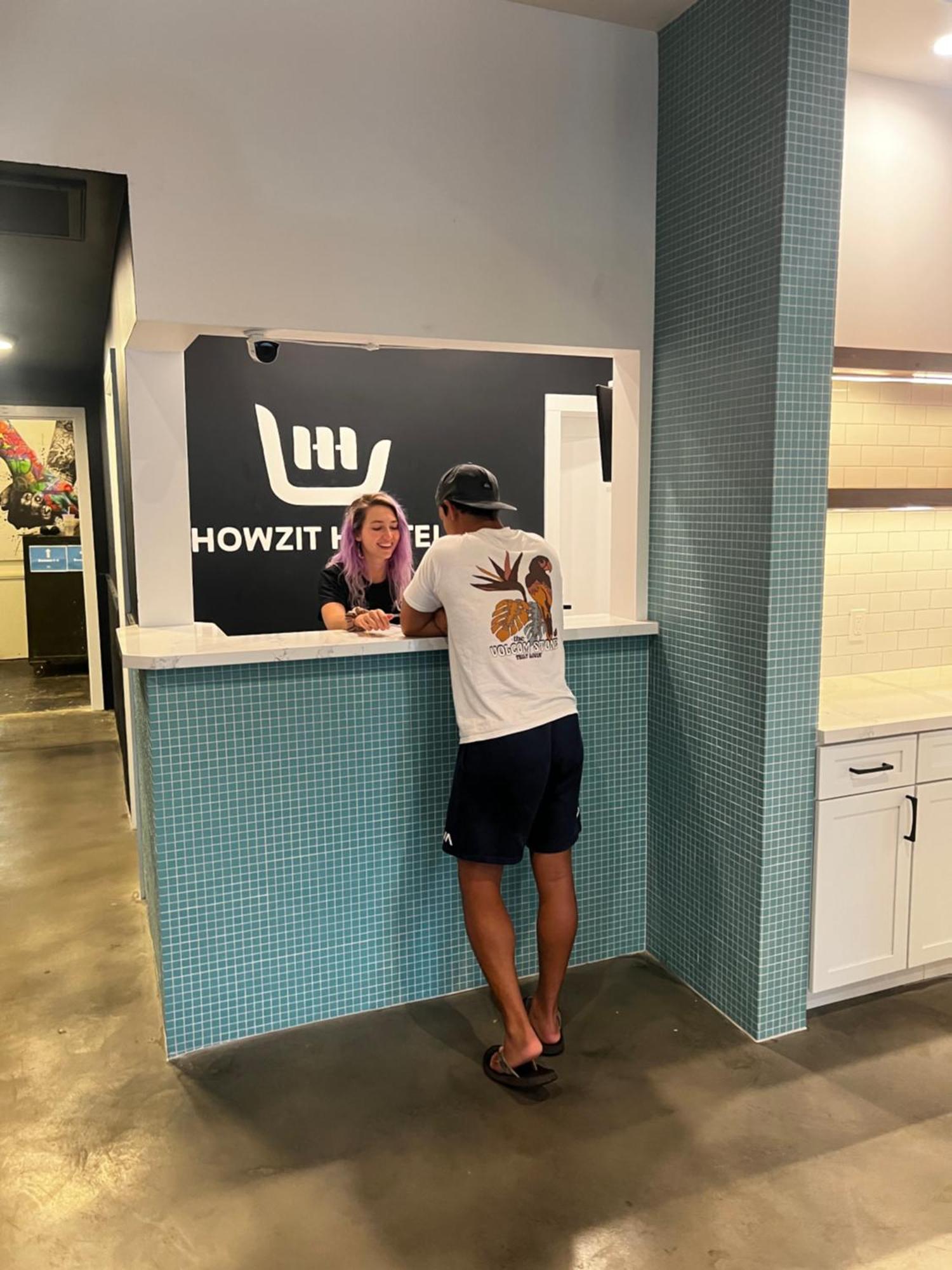 Howzit Hostels Wailuku Buitenkant foto